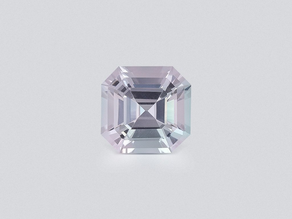 Kunzite octagon cut 4.95 carats, Pakistan Image №1