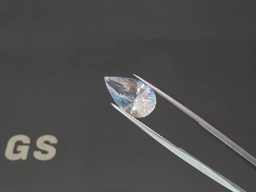Regenbogen-mondstein im birnenschliff 5,32 carats, Madagaskar Image №3