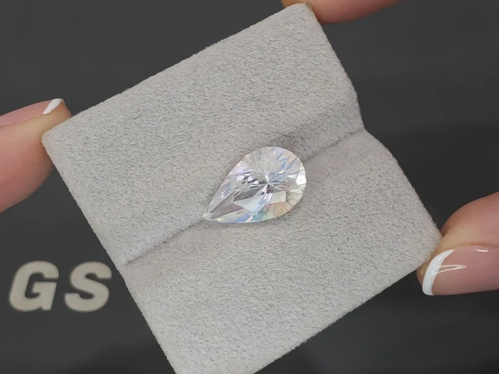 Regenbogen-mondstein im birnenschliff 5,32 carats, Madagaskar Image №4
