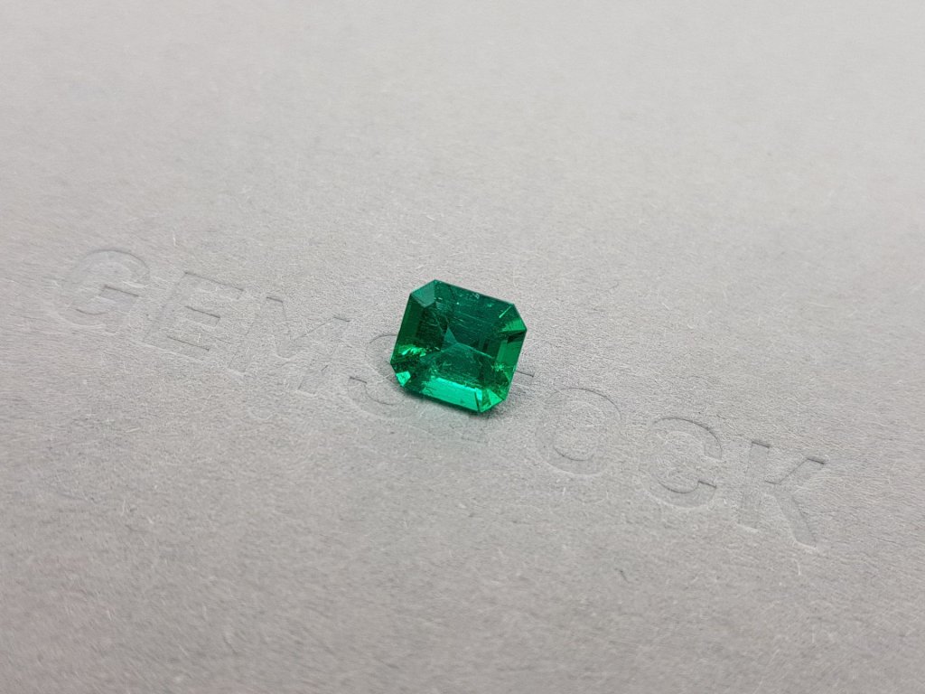Intense "Muzo Green" Emerald octagon cut 1.59 ct Image №3