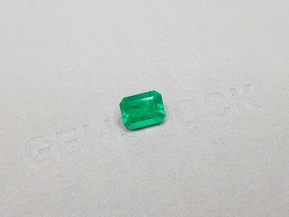 Colombian emerald 1.95 ct octagon cut Image №3