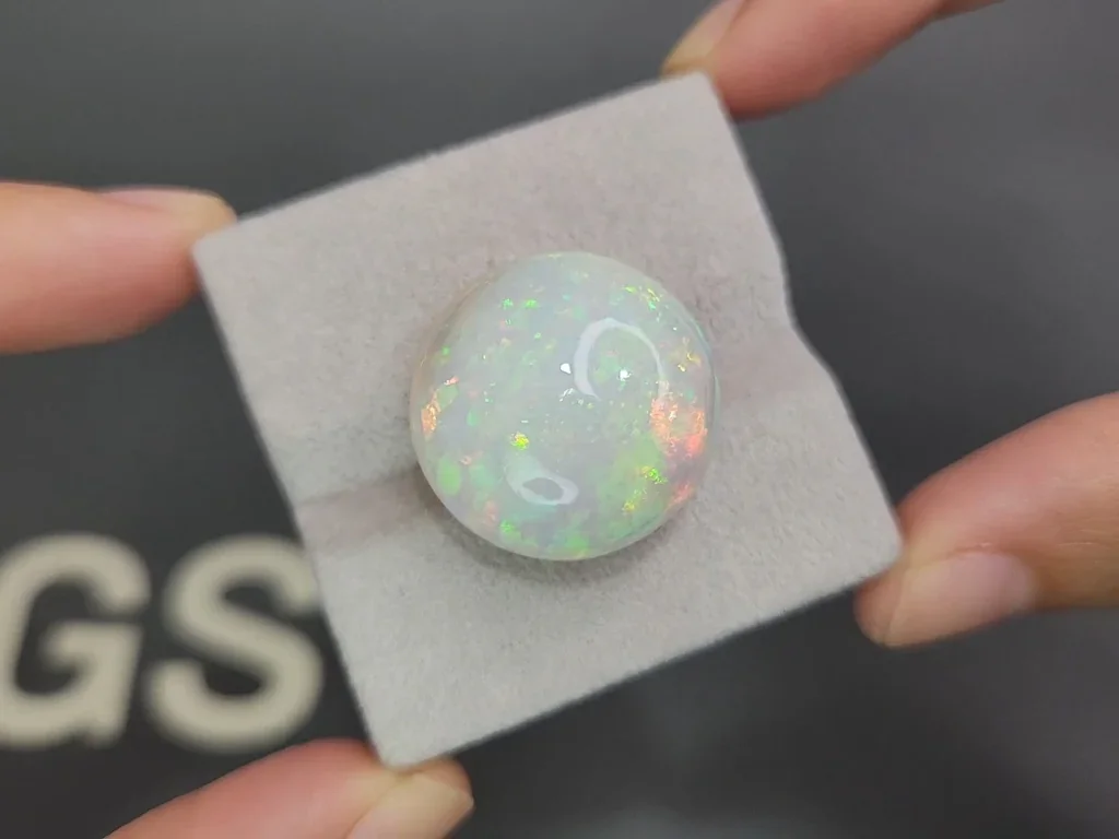 Ópalo blanco grande de talla redonda de 31,23 quilates, Etiopía Image №3