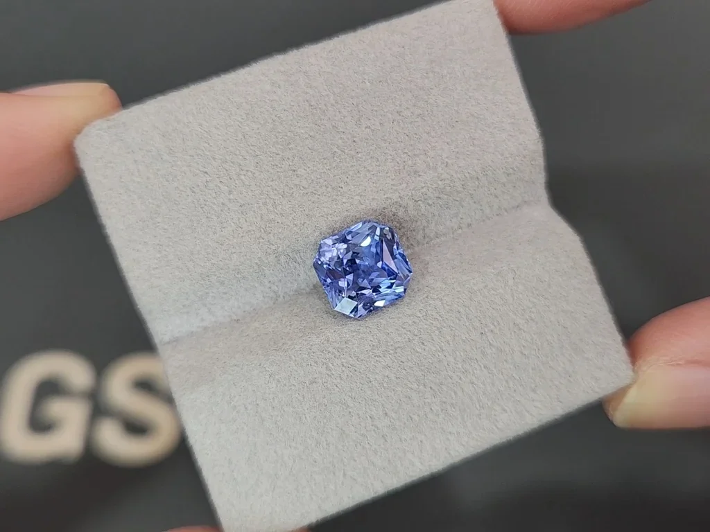 Zafiro azul de talla radiante sin calentar de 3,54 quilates, Sri Lanka Image №4