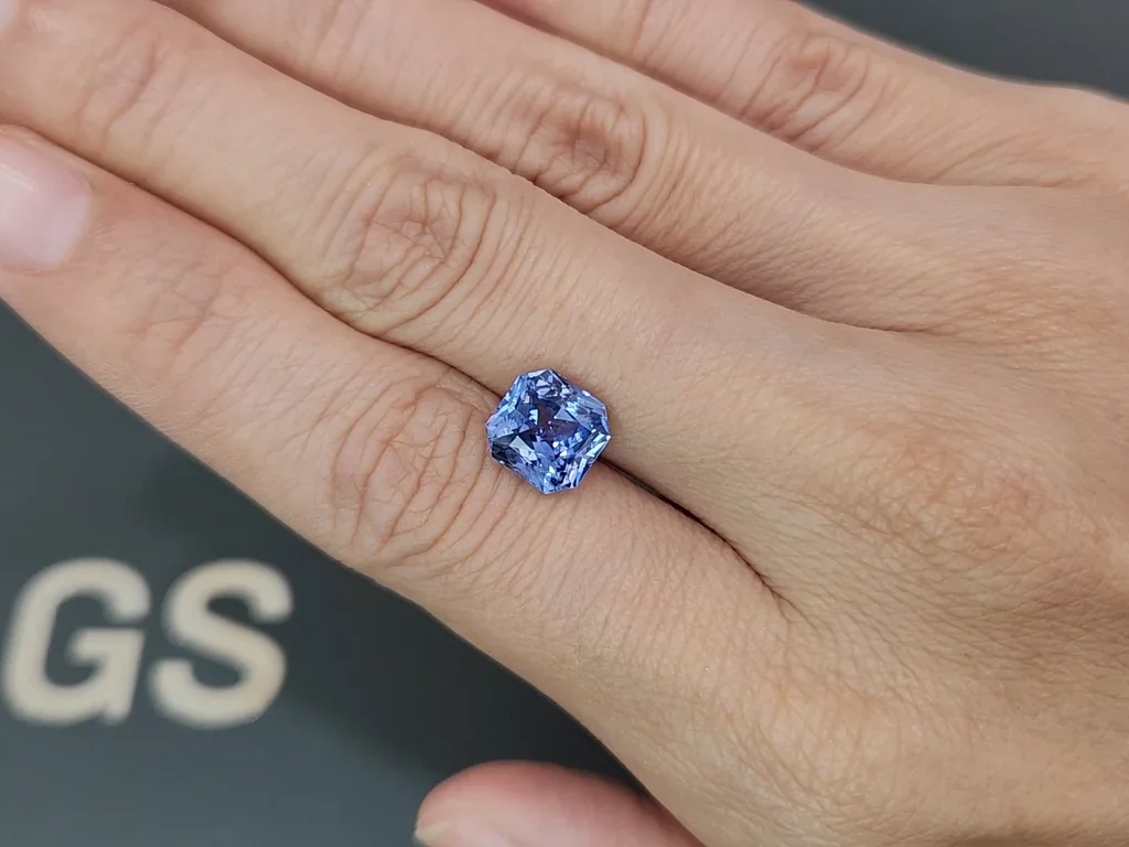 Zafiro azul de talla radiante sin calentar de 3,54 quilates, Sri Lanka Image №2