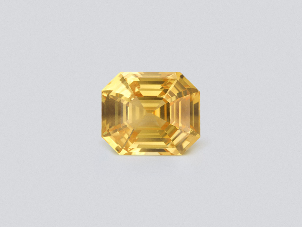 Zafiro octagonal amarillo intenso sin calentar de 15,10 quilates, Sri Lanka Image №1