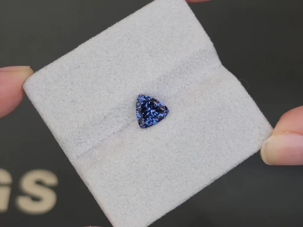 Blue spinel trillion cut 1.51 carats, Tanzania Image №4