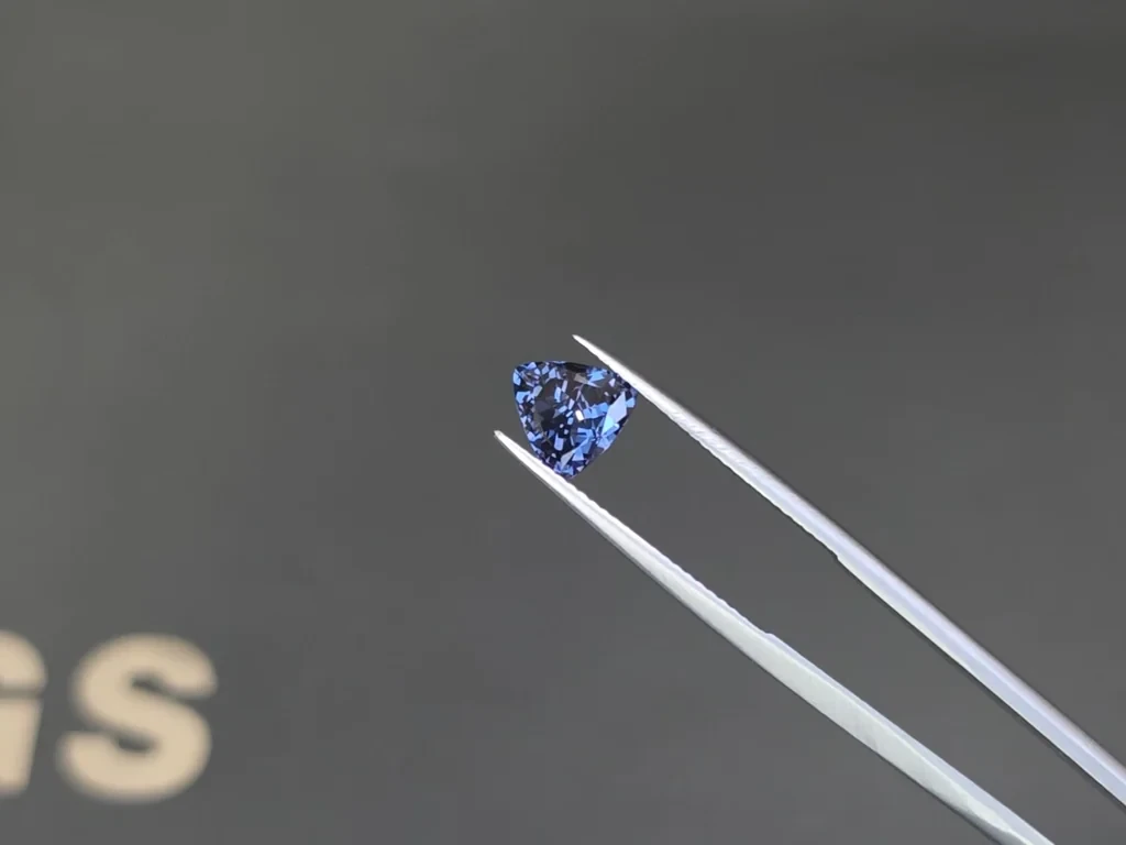 Blue spinel trillion cut 1.51 carats, Tanzania Image №3
