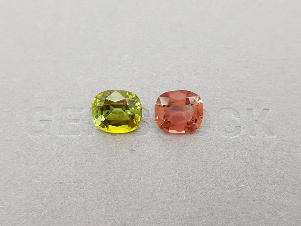 Contrasting pair of green and pink cushion cut tourmalines 6.59 ct Image №1