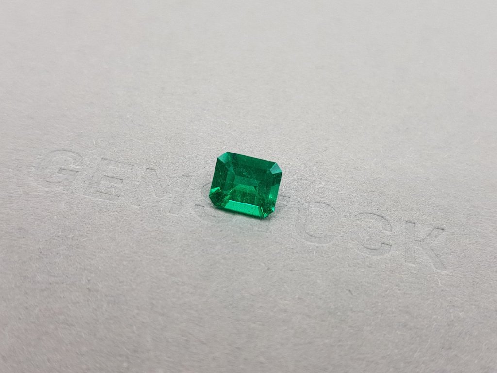 Colombian Muzo Green Emerald octagon shape 1.46 ct Image №3