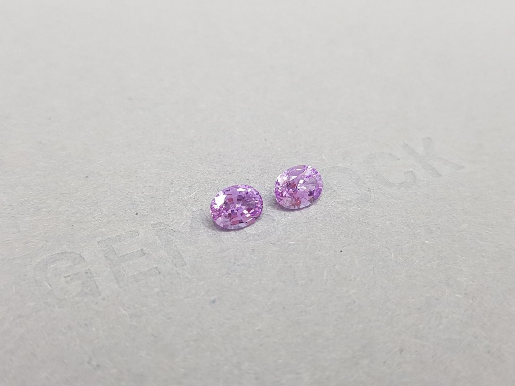 Pair of unheated oval cut pink sapphires 1.29 ct Image №2
