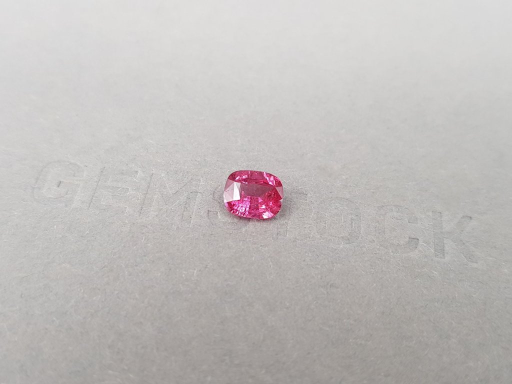 Cushion cut vivid pink spinel from Burma 0.84 ct Image №3
