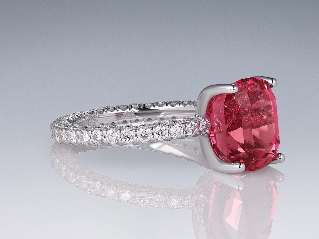 Ring with purple-pink rubellite 4.51 carats and diamonds in 18K white gold Image №2