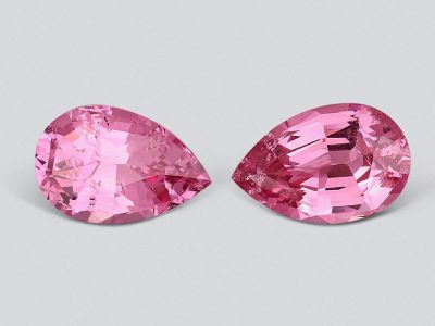 Pair of pink spinels in pear cut 5.26 carats, Tajikistan photo