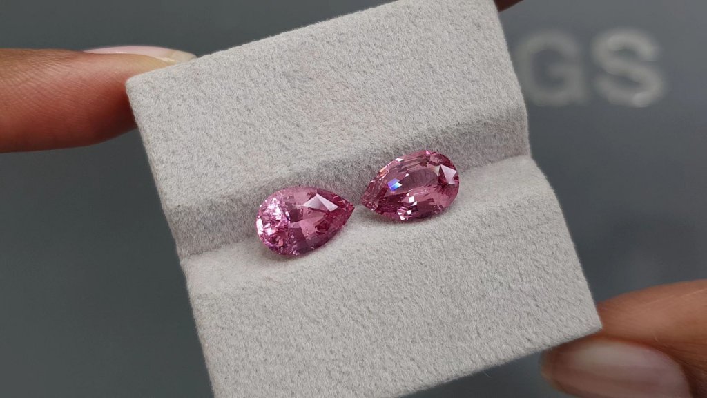 Pair of pink spinels in pear cut 5.26 carats, Tajikistan Image №4