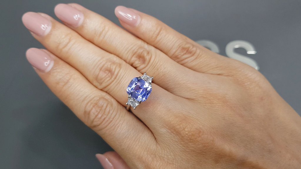 Unheated blue sapphire 3.58 carats in cushion cut, Sri Lanka Image №5