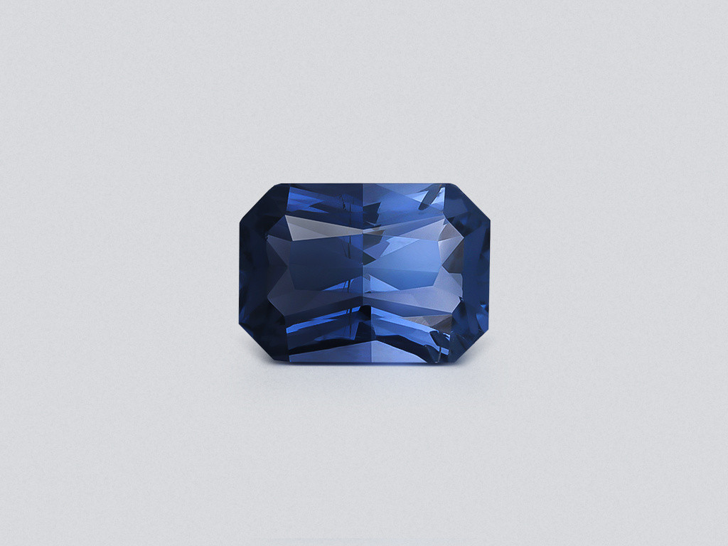 Saphir bleu vif taille octogonale non chauffé 2,04 ct Tanzanie Image №1