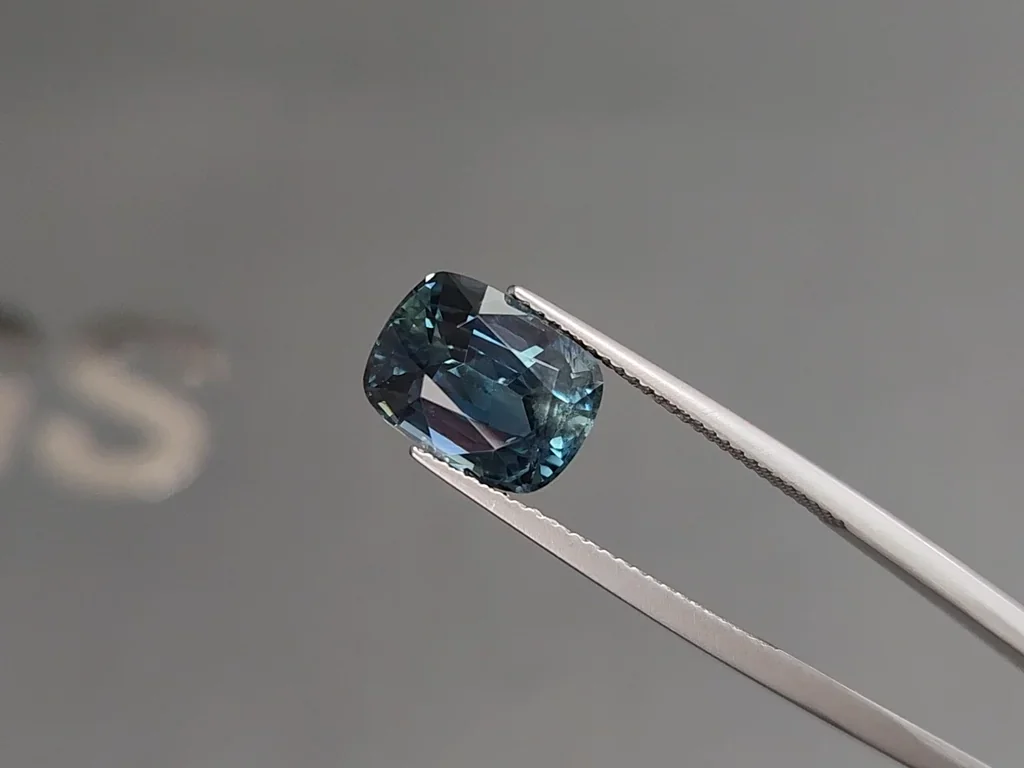 Unbeheizter saphir blaugrüner im kissenschliff 5,29 karats, Madagaskar Image №3