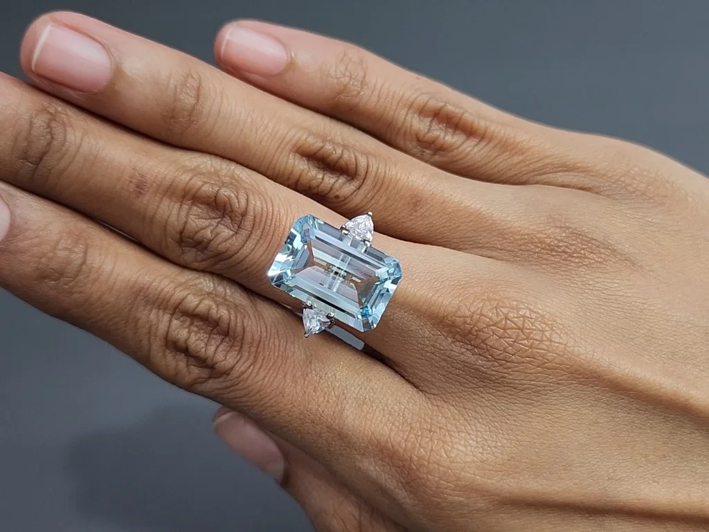 Aguamarina talla octogonal de 9,59 quilates, Madagascar Image №5