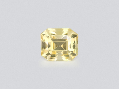 Saphir jaune octogonal non chauffé de 22,59 carats, Sri Lanka photo