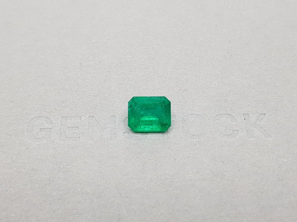 Vivid Green emerald octagon shape 1.83 ct, Colombia Image №1
