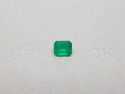 Vivid Green emerald octagon shape 1.83 ct, Colombia photo
