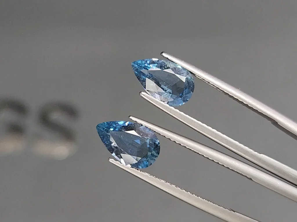 Paar Santa Maria aquamarine im tropfenschliff 2,81 karats, Madagaskar  Image №3