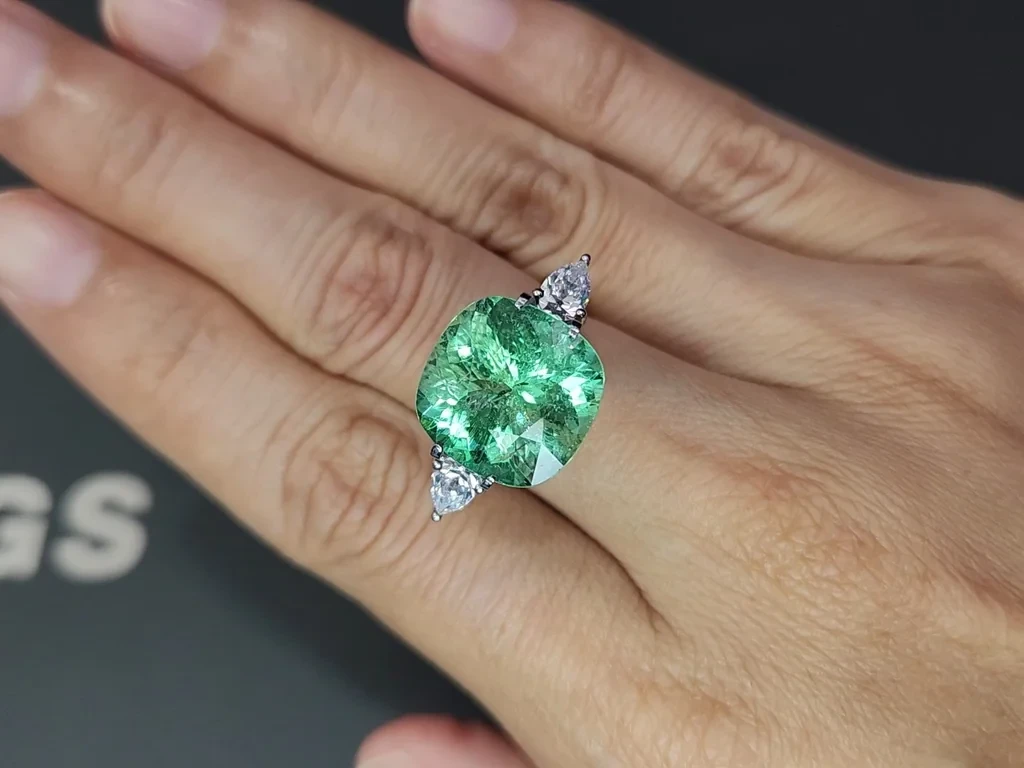 Tourmaline Paraiba vert néon, taille coussin, 9,17 carats, Mozambique Image №5