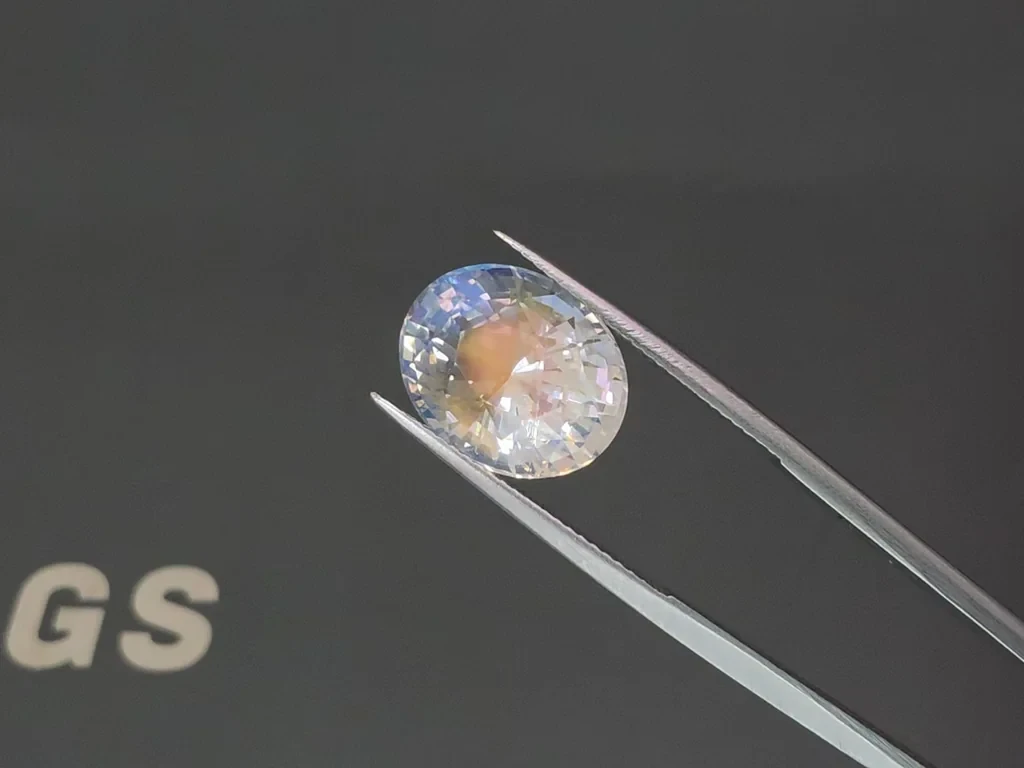 Pierre de lune arc-en-ciel taille ovale 7,81 carats, Madagascar  Image №3