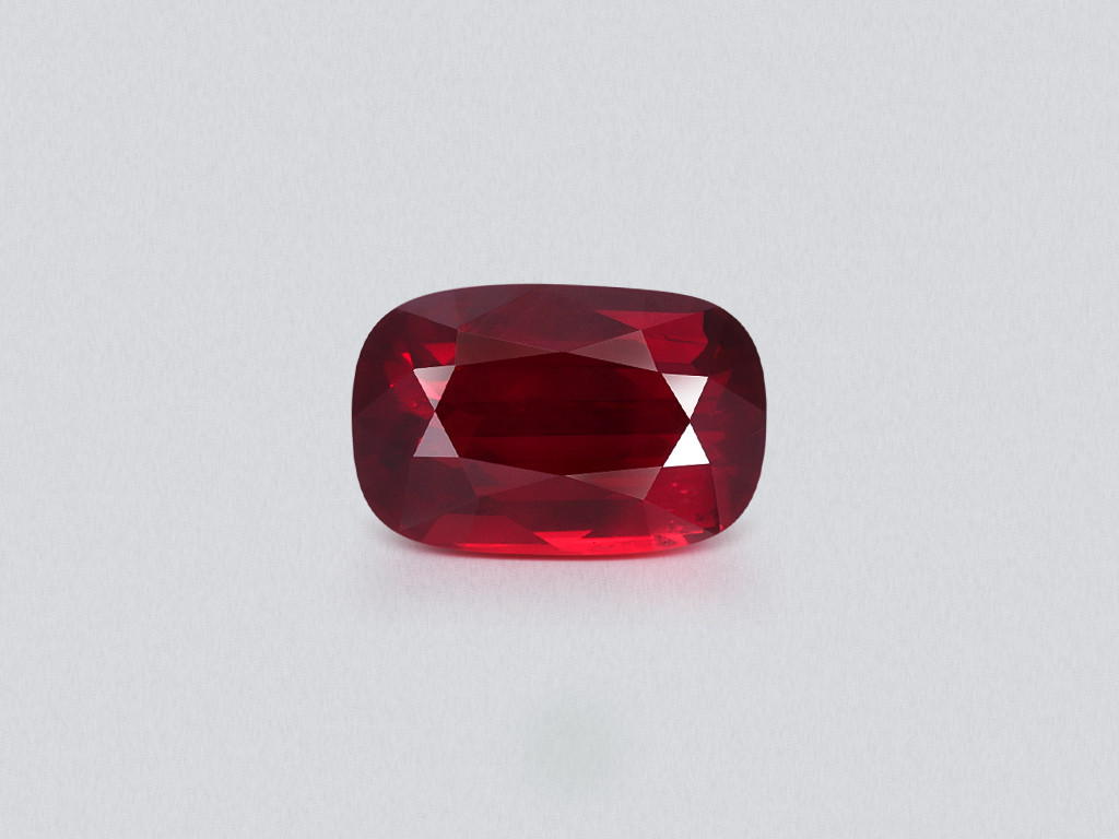 Unheated ruby Pigeon blood cushion cut 5.05 carats, Mozambique Image №1