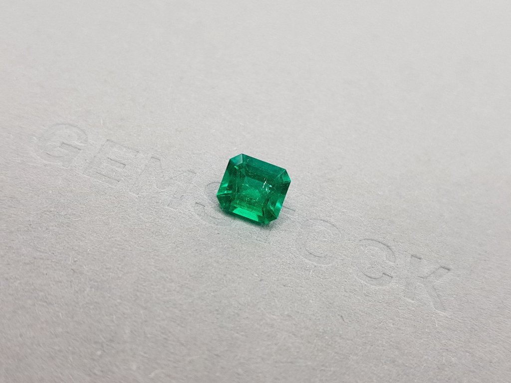 Intense Muzo Green emerald 1.50 ct, Colombia Image №3