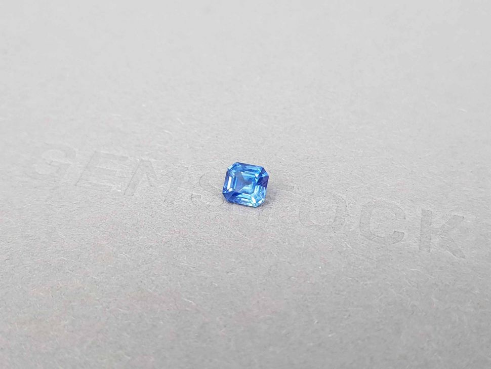Untreated octagon cut blue sapphire 0.63 ct, Sri Lanka Image №3