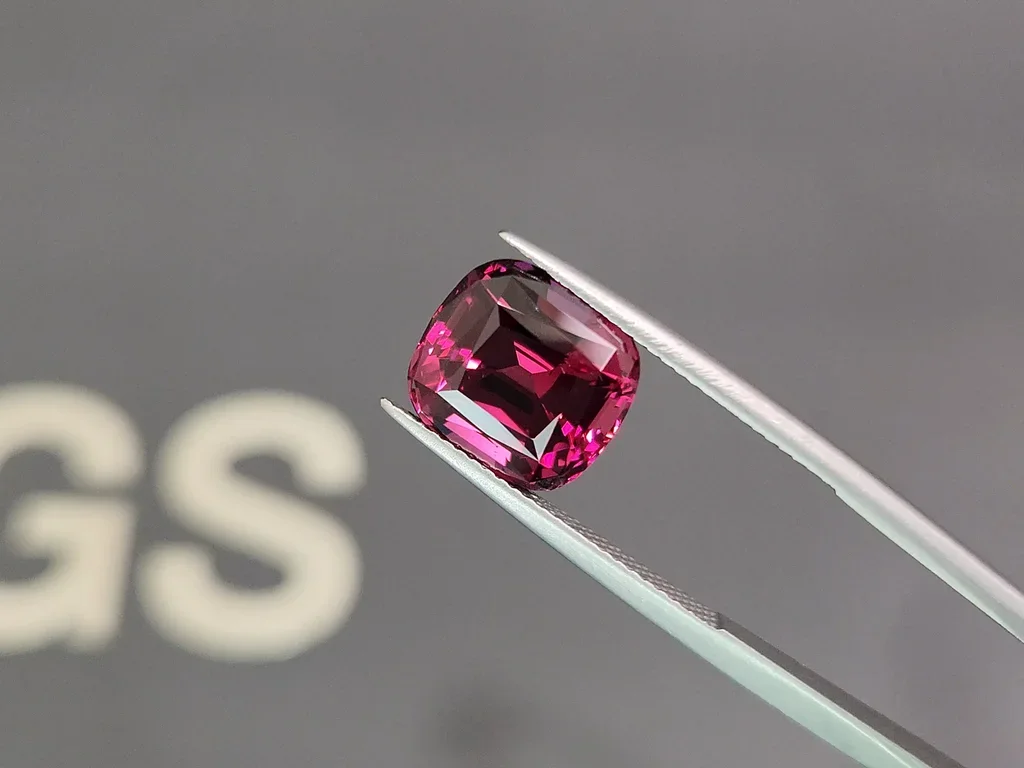 Rhodolith-granat im kissenschliff 7,33 carats, Tansania Image №3