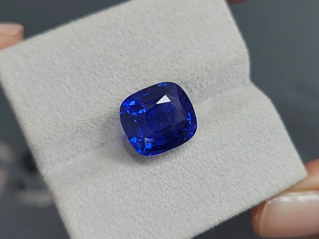 Gran zafiro azul de talla cojín de 11,34 quilates, Sri Lanka Image №4
