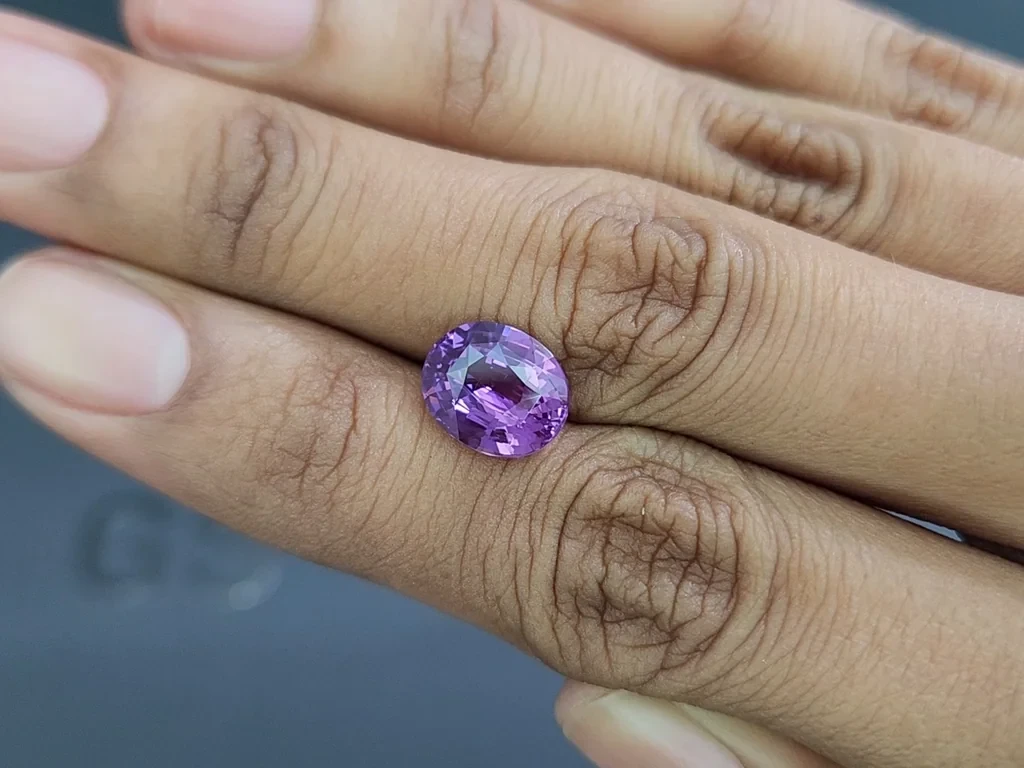 Unheated lavender sapphire oval cut 3.87 carats, Madagascar Image №2