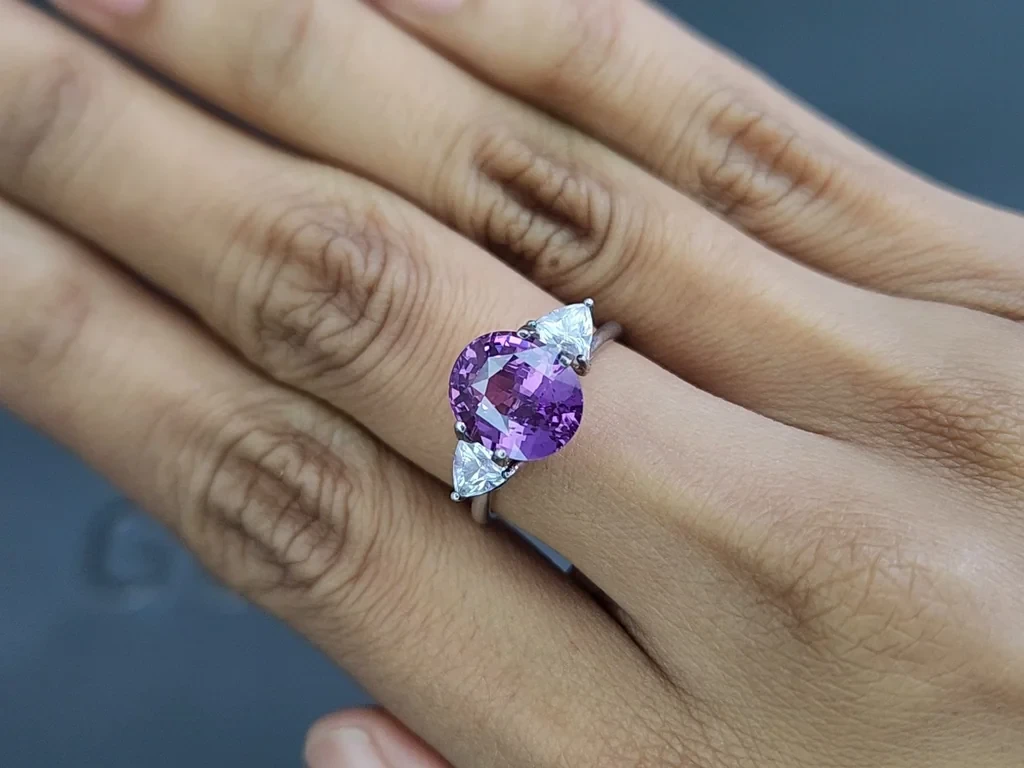 Unheated lavender sapphire oval cut 3.87 carats, Madagascar Image №5