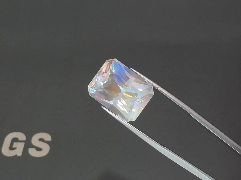 Regenbogen-mondstein im kissenschliff 15,03 carats, Madagaskar Image №3