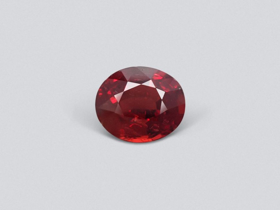 Vivid red Mahenge spinel in oval cut 7.57 carats, Tanzania Image №1