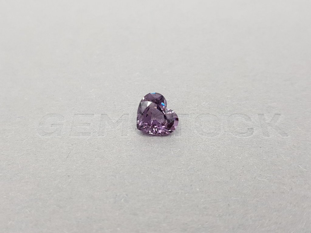 Grayish purple heart cut spinel 2.34 ct, Burma Image №1
