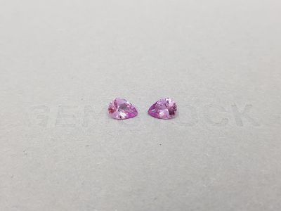 Pair of purple pear-cut Madagascar sapphires 1.13 ct photo