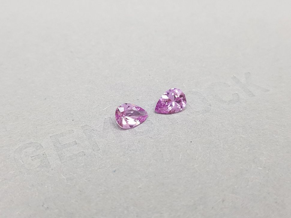 Pair of purple pear cut Madagascar sapphires 1.13 ct Image №2