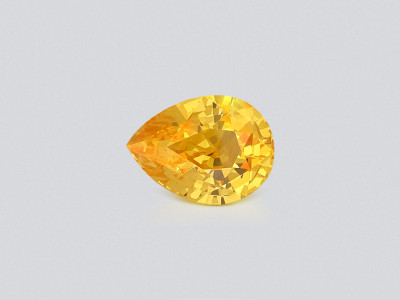 Leuchtend gelber saphir im birnen schliff 1,60 karat, Sri Lanka photo