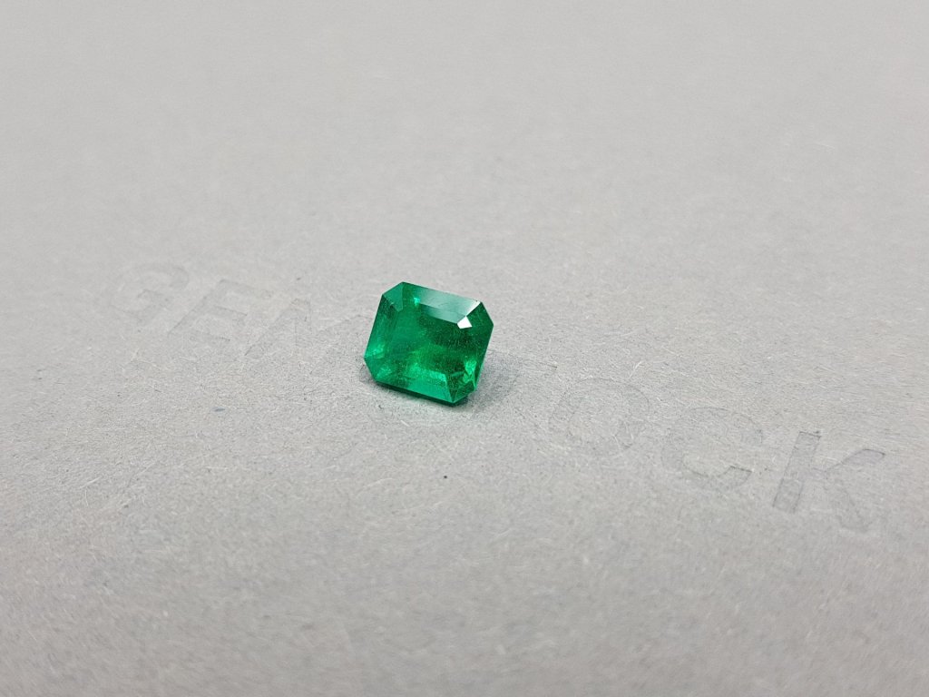 Colombian Muzo Green emerald octagon shape 1.25 ct Image №3