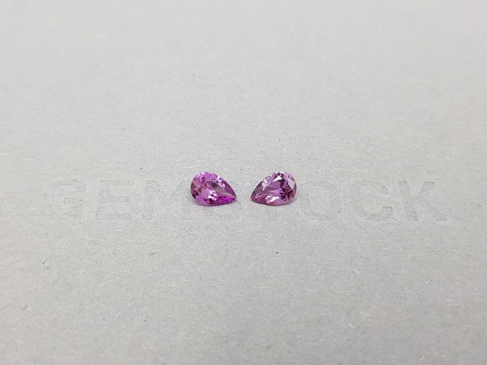 Pair of purple unheated sapphires from Madagascar 0.87 ct Image №1