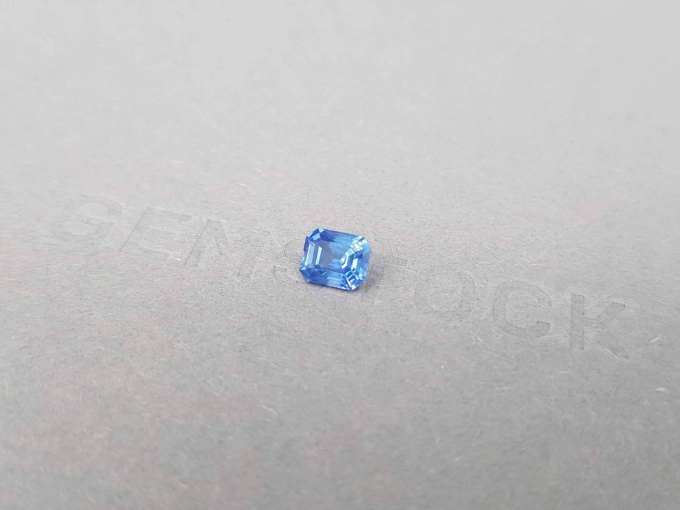 Cornflower blue unheated sapphire 0.81 ct, Sri Lanka Image №3