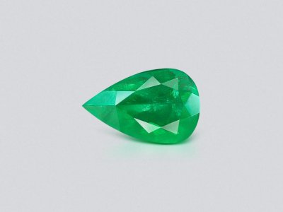 Muzo Émeraude verte taille poire 1,59 carats, Colombie photo