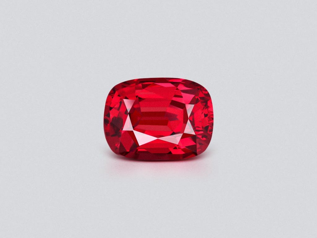 Spinelle rouge vif taille coussin Vibrant Red  7,42 carats, Vietnam  Image №1