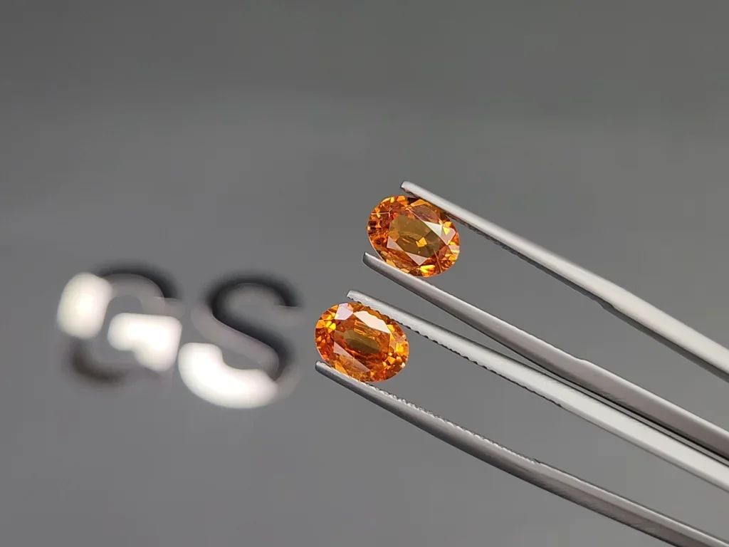 Paire de spessartines mandarines taille ovale 3,19 carats, Nigéria Image №3