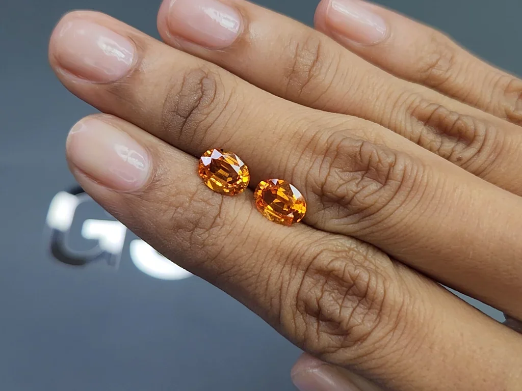 Paire de spessartines mandarines taille ovale 3,19 carats, Nigéria Image №2