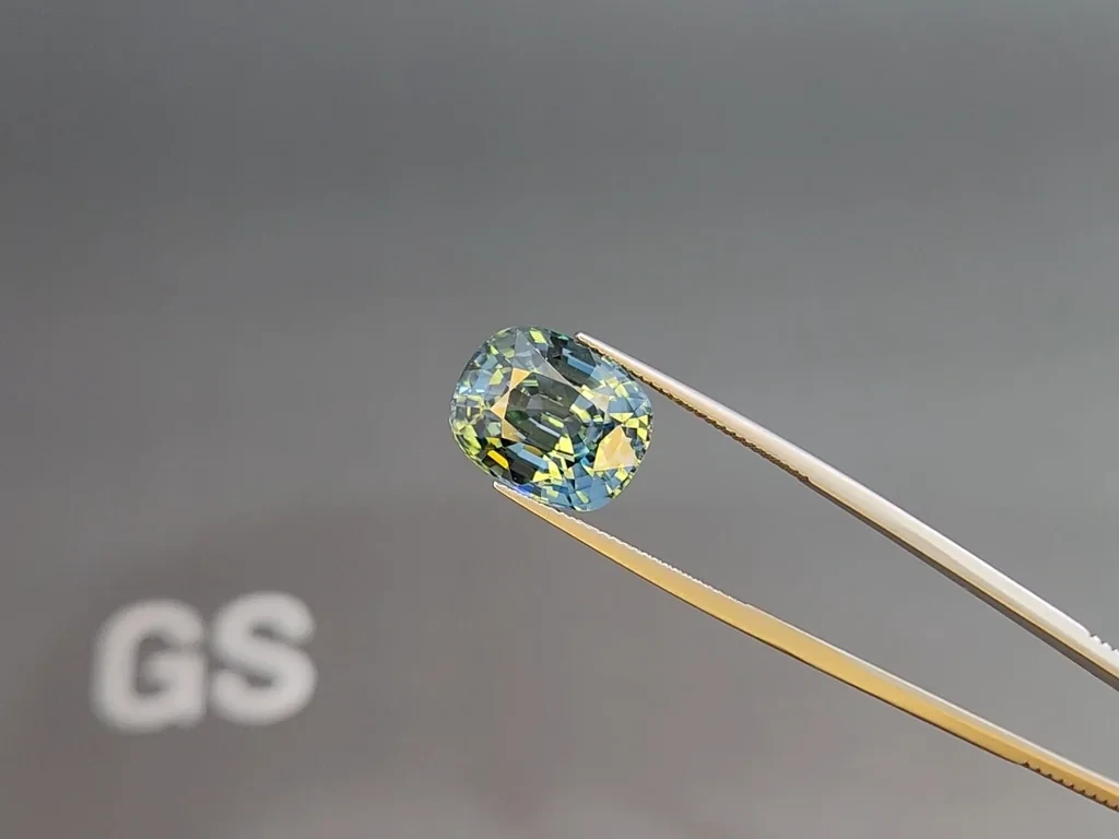  Zircon Colour-Change cushion cut 15.20 carats, Burma Image №6