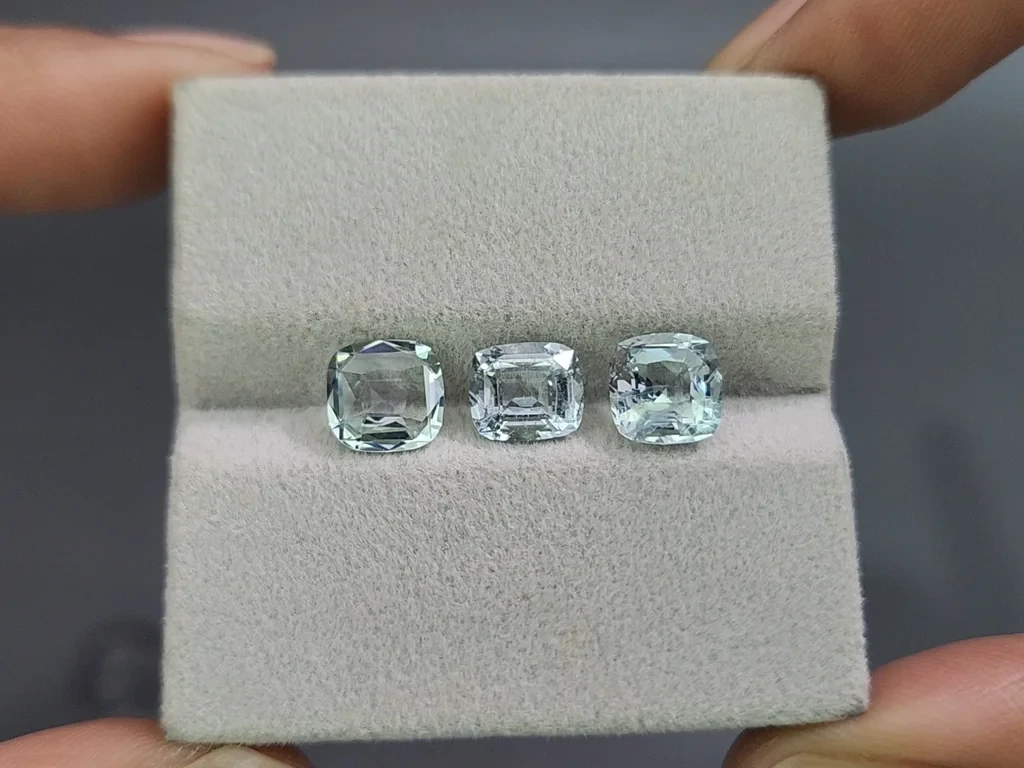 Ensemble aigues-marines taille coussin, 3,33 carats, Madagascar Image №5